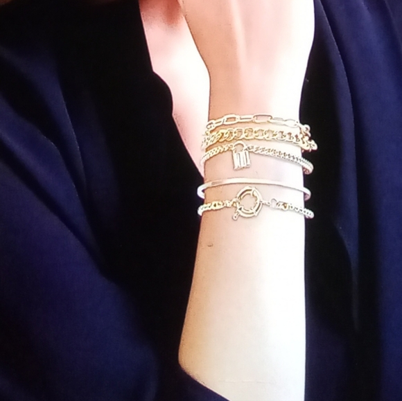 18k Gold Plated Bracelet 5Pcs - Picture 3 of 5